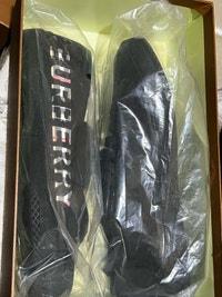 Burberry Shoes (MEN) City of Toronto Toronto (GTA) Preview