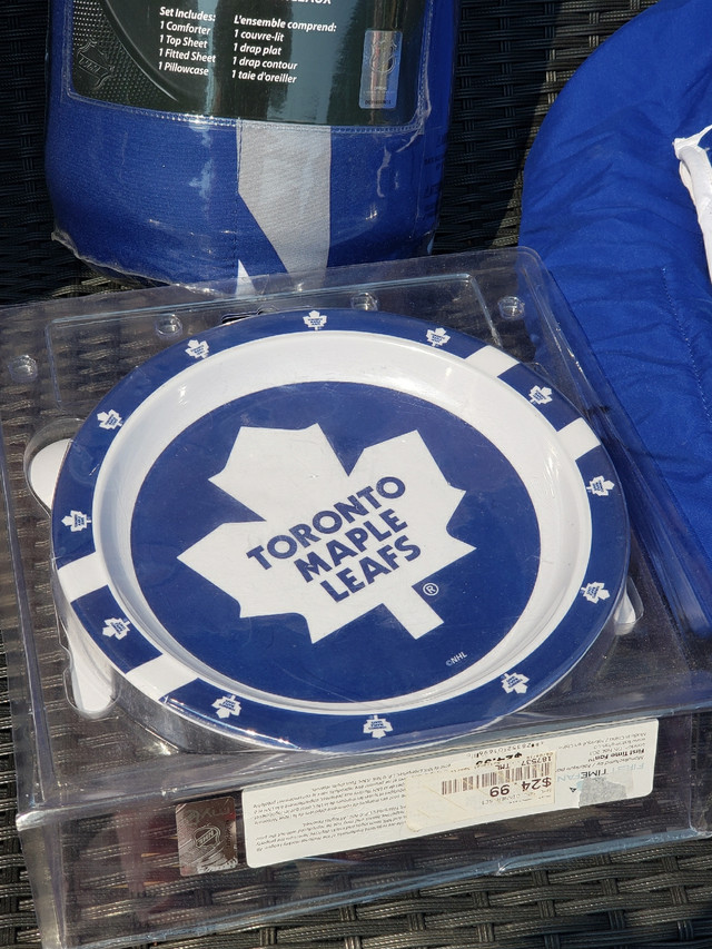 TML TORONTO MAPLE LEAFS in Multi-item in Markham / York Region - Image 2