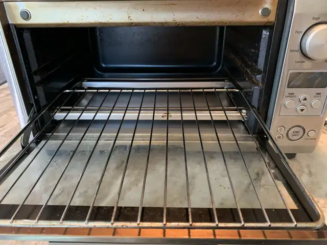 BREVILLE Mini Smart toaster oven in Toasters & Toaster Ovens in Markham / York Region - Image 4