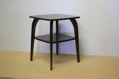 Dark Finish Table , one shelf; Solid maple. Excellent condition. Dark finish. 20" x 20" x 26"h. $200...