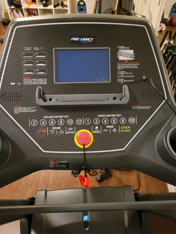Frequency Wave 1000-T Treadmill in Exercise Equipment in Belleville