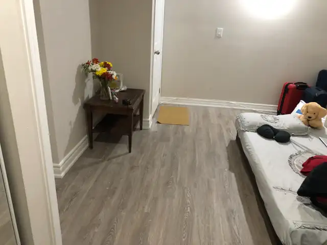 Prive room with attached washroom available for a couple or two in Room Rentals & Roommates in City of Toronto - Image 9