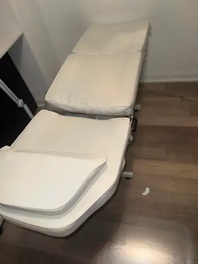 Spa bed , lash bed , aesthetician bed massage bed, View more