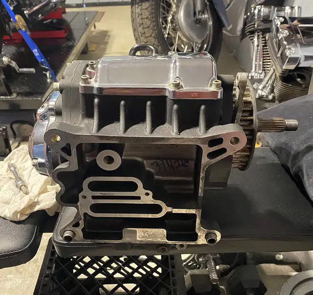 Six Speed Transmission in Transmission & Drivetrain in Calgary - Image 6