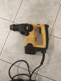 DEWALT PRO SDS ROTARY HAMMER DRILL D25313