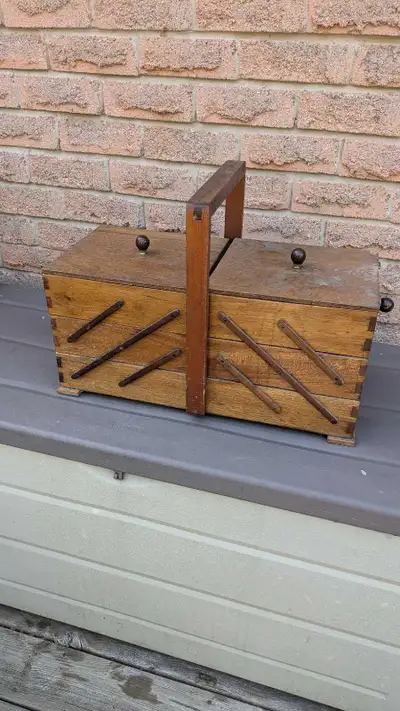 Vintage wooden tool box ,foldable