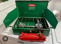 Coleman 2 burner stove / Réchaud à essence camping