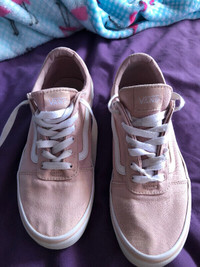 Vans sneakers size 5 youth