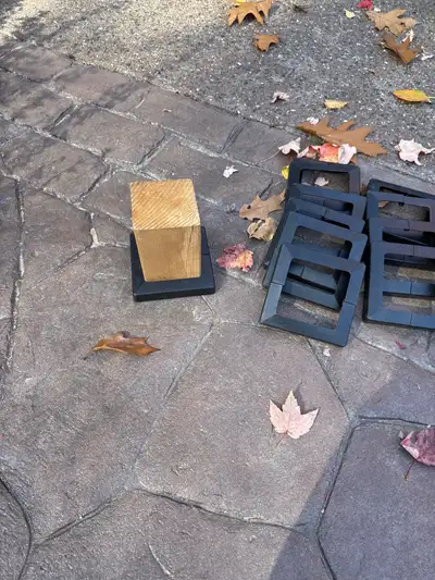 cache base de poteaux (11), View more