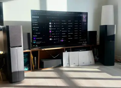 Bowers & Wilkins DM305 / DM302 / CC3 Speaker Package A classic British speaker package from Bowers &...