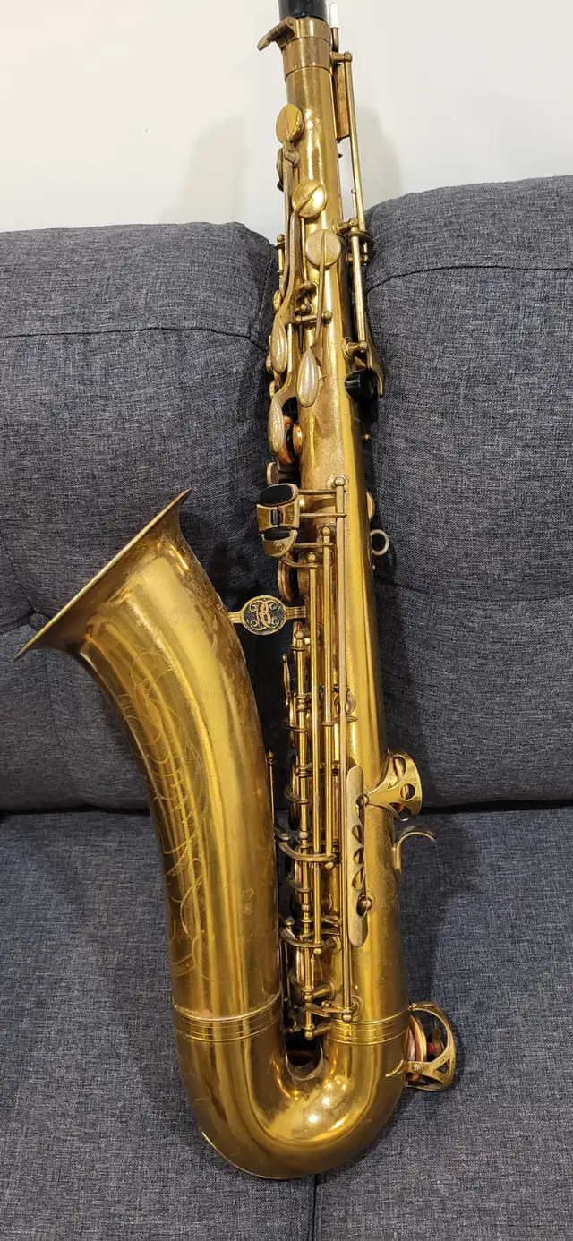 Vintage 1965 Buffet SDA Tenor Saxophone in Woodwind in City of Toronto - Image 5