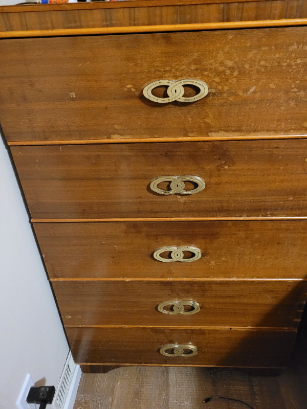Antique Dresser in Dressers & Wardrobes in Calgary