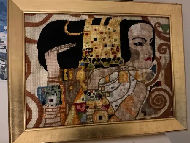 Free paintings to give away.