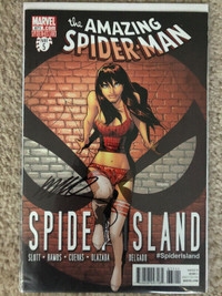 SIGNED The Amazing Spider-Man #671 SpiderIsland J Scott Campbell