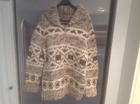 GENUINE HAND KNITTED VINTAGE COWICHAN WOOL SWEATER