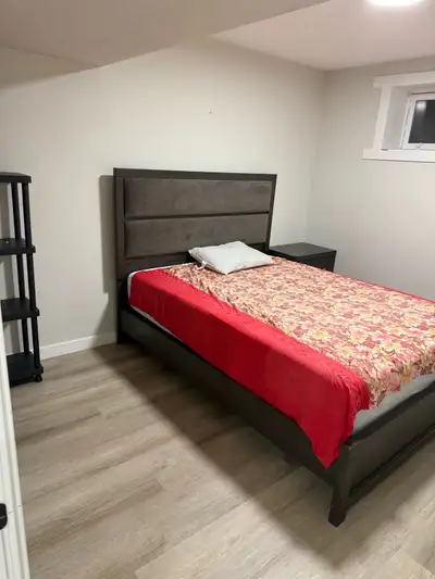 BRAND NEW BASEMENT SUITE FOR RENT—1 BED 1 BATH LEGAL BASEMENT FOR RENT in Glenridding Ravine Locatio...