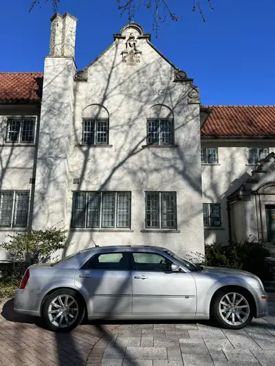 2008 Chrysler 300 SRT Hemi All original, like new Very rare Easily the nicest one you’ll find Garage...