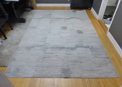 NEW Large Calvin Klein Grey Ivory Beige Area Rug - 6'6x9’9, View more