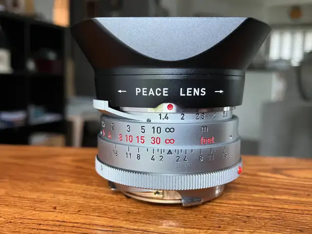 Leica Steel Rim Summilux/ Peace Lens Optics Atelier 35mm 1.462864365320450121