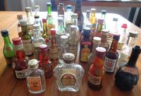 Collection de mini bouteilles de boisson