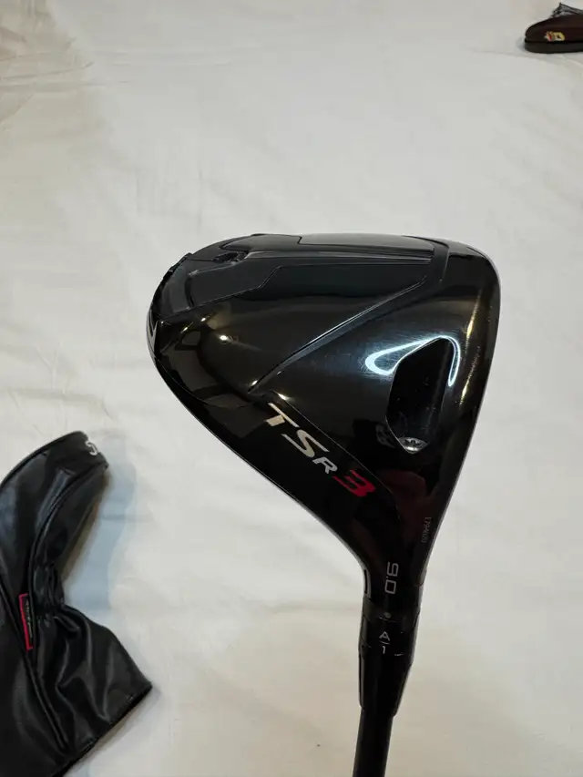 Titleist TSR3 Driver - 9.0° - Stiff Flex - RH in Golf in Windsor Region - Image 3