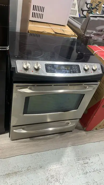 Cheap price Sale | Stove GE 30"  Slide In Stainless Steel Used., View more