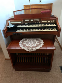 Hammond Organ and Leslie Tone Cabinet