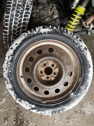 Mirage MR-W56 Winter tires, 225/55R18 Purchased brand new in November, installed two weeks ago and d...