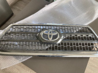2017 Toyota Tacoma OEM grill 