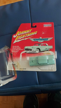 1960 Ford Thunderbird-Johnny Lightning Die Cast 