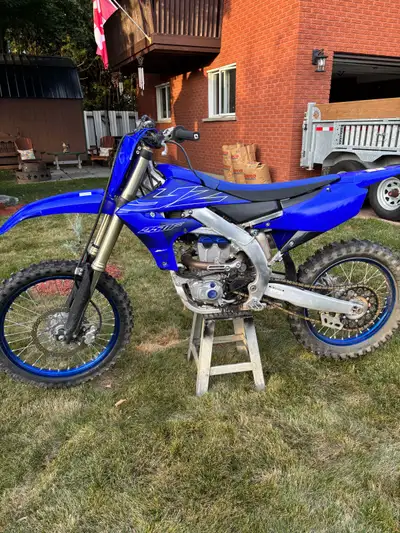 Selling my 2022 Yamaha YZ250F. This bike has only 54 total hours and is in great condition. It has b...