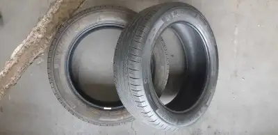 pair of michelin primacy tour A/S tires 235/55R20 7/32 of tire tread asking $200 for the pair
