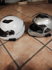 Pair of intercom motorcycle helmets with gloves - Priced low!
