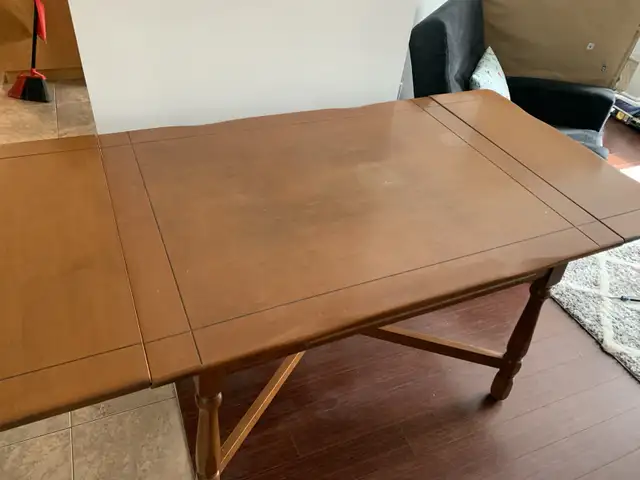 Solid Wood Antique Table64335578012545121