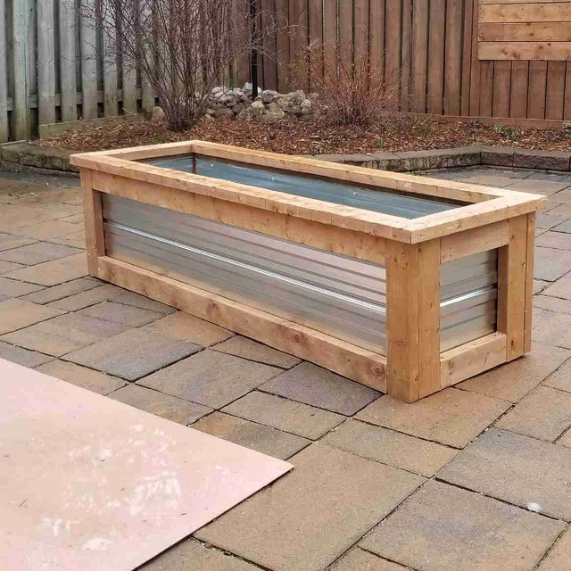 Garden box in Patio & Garden Furniture in Barrie