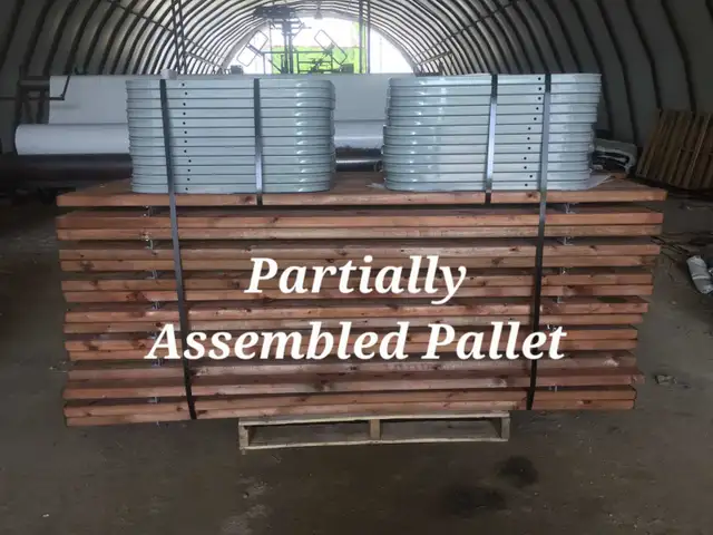 PICNIC TABLE497683101344092163