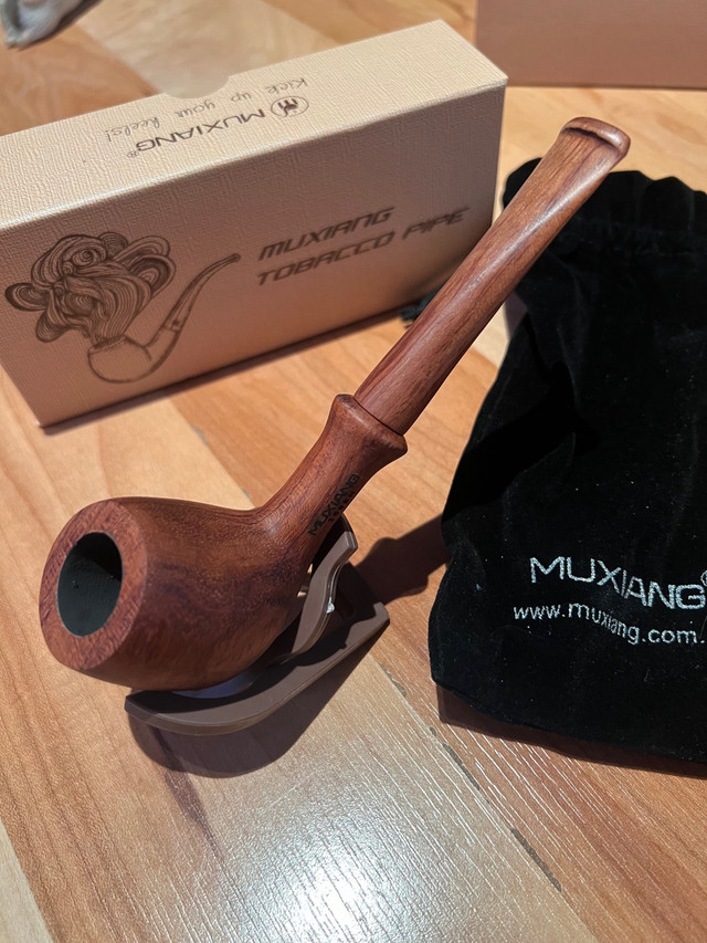 Tobacco pipe in Arts & Collectibles in Markham / York Region