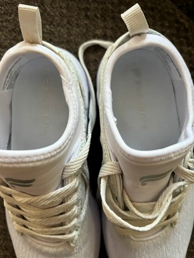 New Clean White Runners Size 6.562854390323073121
