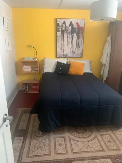 Chambre à louer ensoleillé, View more