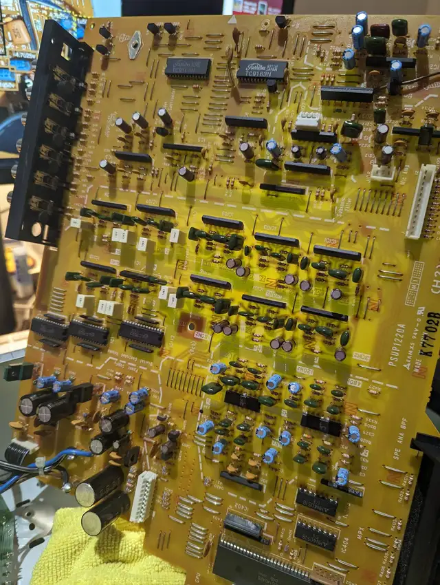 Vintage audio capacitor upgrades & restoration in Stereo Systems & Home Theatre in Mississauga / Peel Region - Image 12