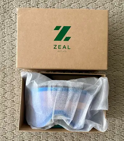ZEAL BEACON AUTOMATIC POLARIZED LENS SKI/SNOWBOARD GOGGLES *New, View more