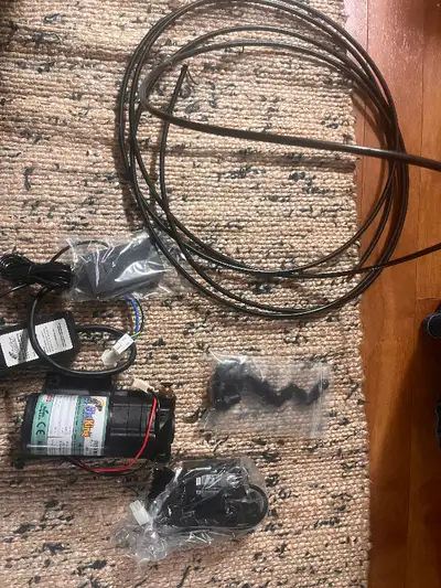 Like new mist king system. I bought it from Amazon and never ended up needing to use it. Asking $150...