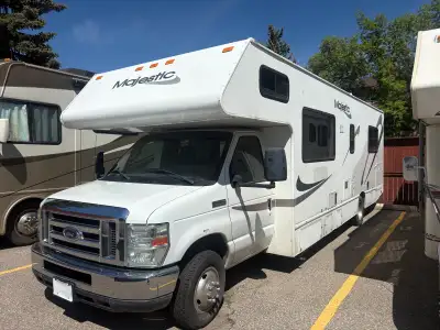 This Rv e450 is in excellent condition, new tires, front brakes, always maintained and it is ready t...
