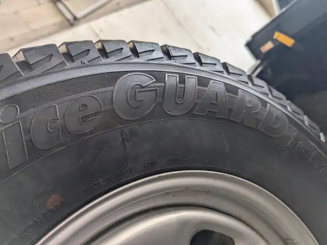 265 70R/17 YOKOHAMA WINTER TIRES in Tires & Rims in City of Toronto - Image 4