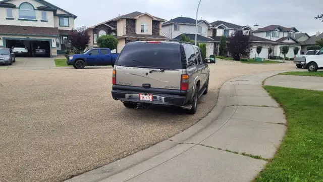 2002 suburban 566535291677583363