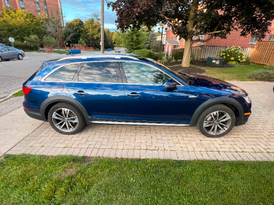 2017 Audi A4 Allroad Wagon - Technik package