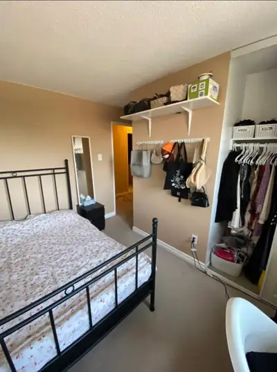 1 room available in Beautiful 3 Bedroom 2 Floor Condo* + Parking