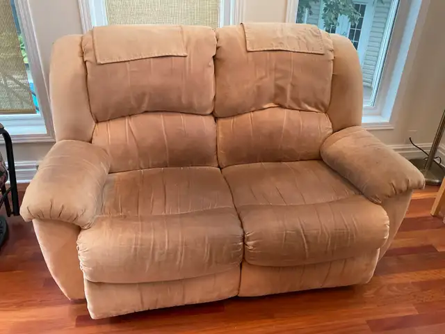 Pair of recliners / divan / inclining couch el-ran63654761026691122
