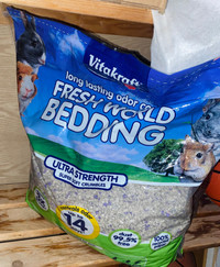 Pet small animal bedding (odor control, soft crumble)