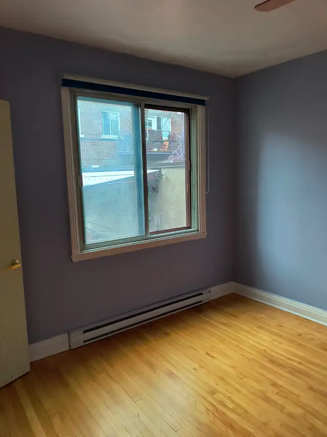 Grand 6-1/2 sur 2 étages, 2 salles de bain dans Parc-Extention in Long Term Rentals in City of Montréal - Image 4